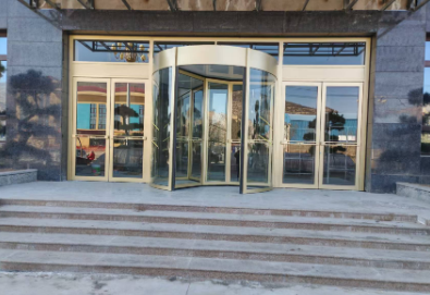 武威旋转门的旋转速度应该是多少？